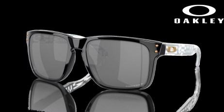 Oakley Holbrook XL Introspect Collection Prizm Black Polarized Lenses Black Frame Sunglasses