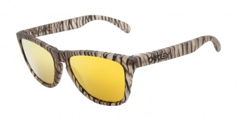 Oakley Unisex Frogskins Brown Frame Yellow Lens Oval 55mm Sunglasses