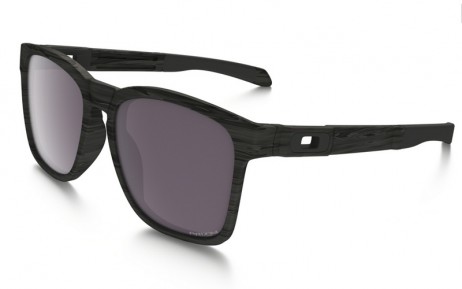 Oakley Catalyst PRIZM Daily Polarized with woodgrain frame and Prizm Daily Polarized lenses