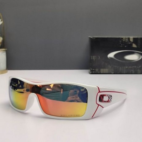 Oakley Batwolf Sunglasses Matte Black Frame Prizm Ruby Polarized Lenses