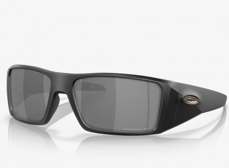 Oakley Heliostat Sunglasses Matte Black Frame Prizm Black Polarized Lenses