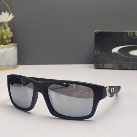 Oakley Jupiter Squared Sunglasses Matte Black Frame Gray Prizm Polarized Lenses