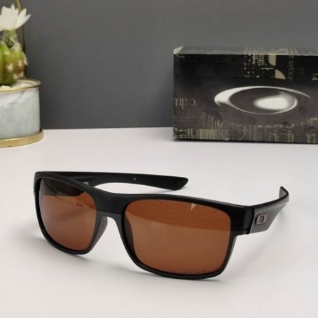 Oakley TwoFace Sunglasses Matte Black Frame Prizm Brown Polarized Lenses