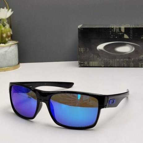 Oakley TwoFace Sunglasses Polished Black Frame Prizm Sapphire Polarized Lensess