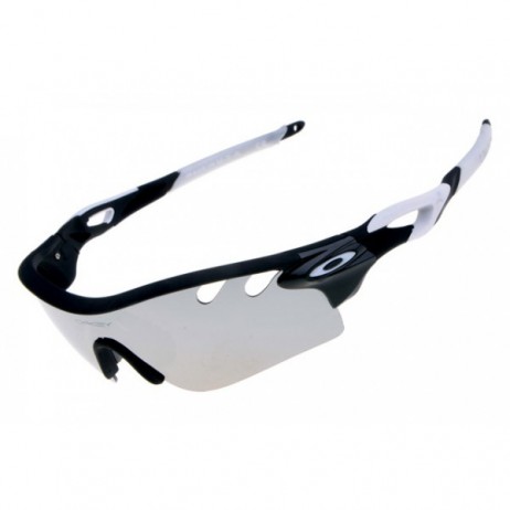 Oakley radarLock path sunglasses black / silver lens