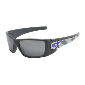 Oakley Men's Fuel Cell Gray Frame Gray Lens Rectangular 60mm Sunglasses