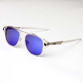 Oakley Coldfuse Sunglasses Silver Frame Prizm Dark Blue Lenses