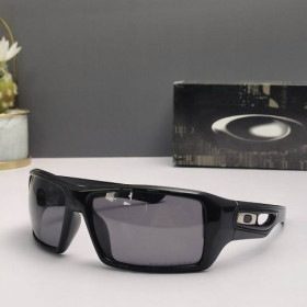 Oakley Eyepatch 2 Sunglasses Polished Black Frame Polarized Gray Lenses Silver Icon