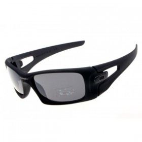 Oakley crankcase sunglasses matte black / gray lens