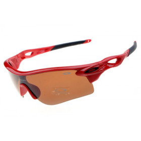 Red radarLock path Oakley sunglasses